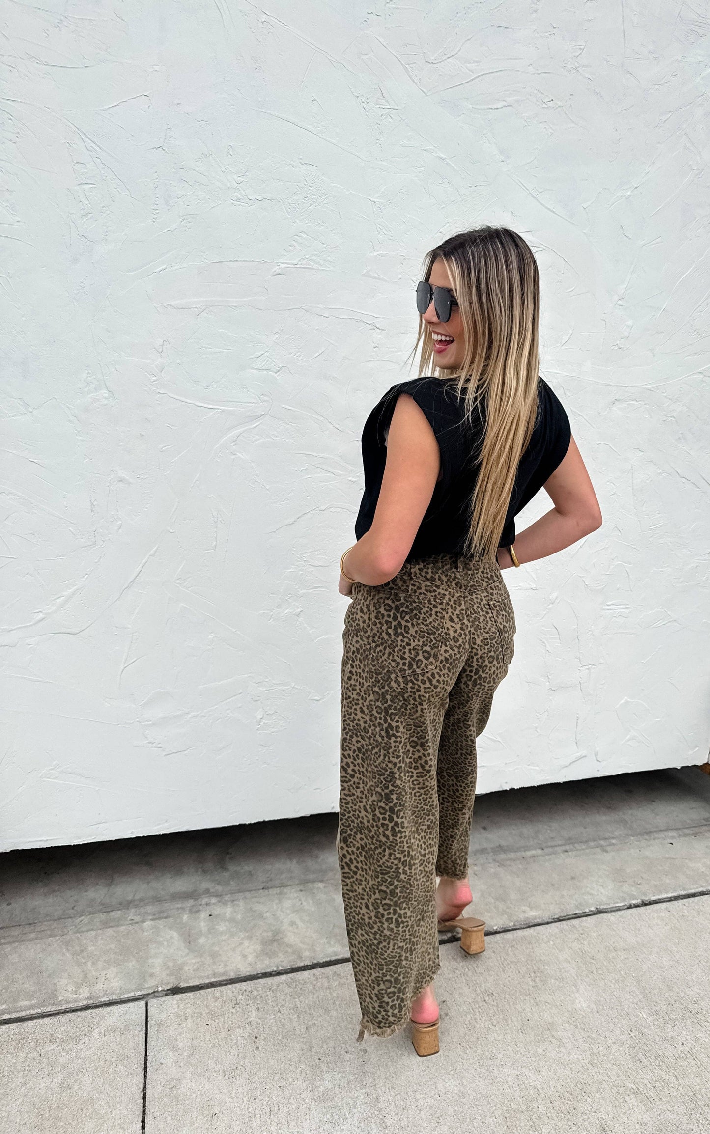BLAKELEY - 2ND CUT CHEETAH BARREL JEANS BLAKELEY