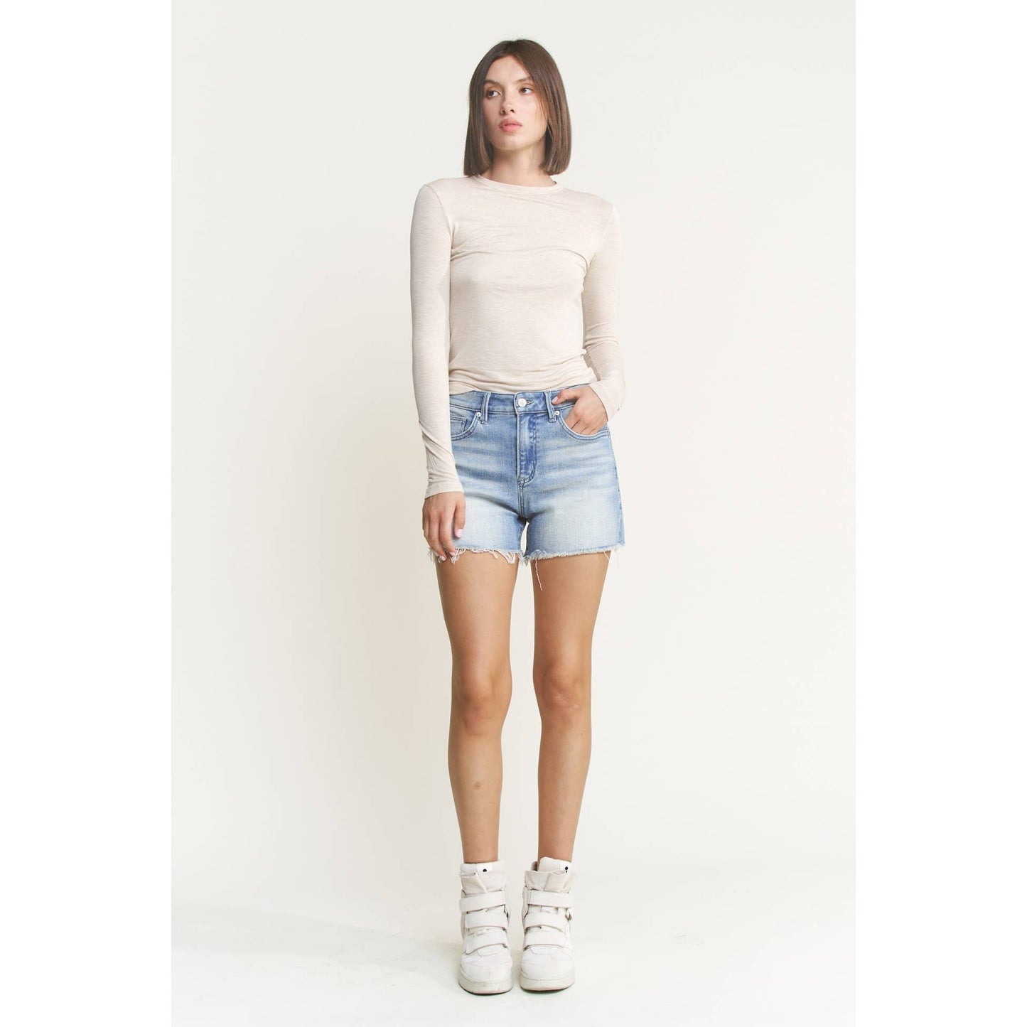 HIGH RISE FRAYED HEM COOL INDIGO SHORTS Mica Denim