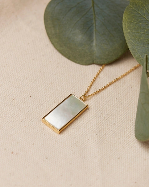 Favorite Gold Pearl Pendant Necklace