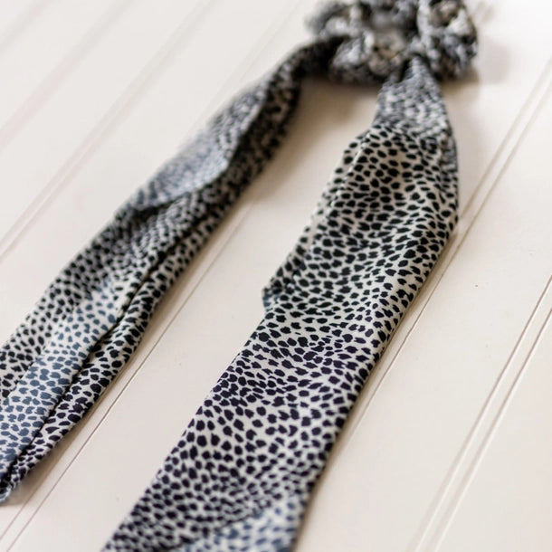 Arya Long Bandana Scarf - Animal Print