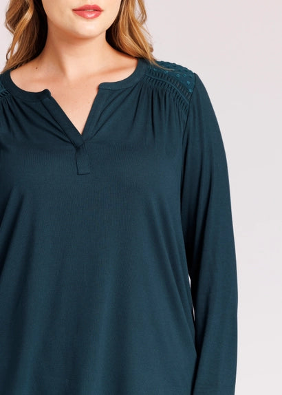 CURVY Roselyn Long Sleeve Knit Top