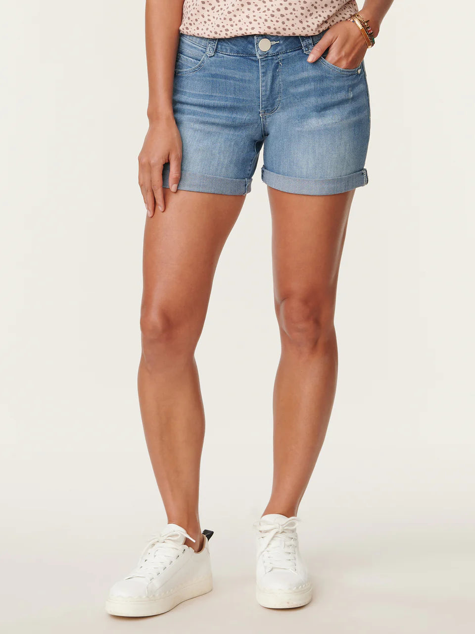 "Ab"solution 5" Inseam Light Blue Denim Short Spring-Summer JOOR - Democracy