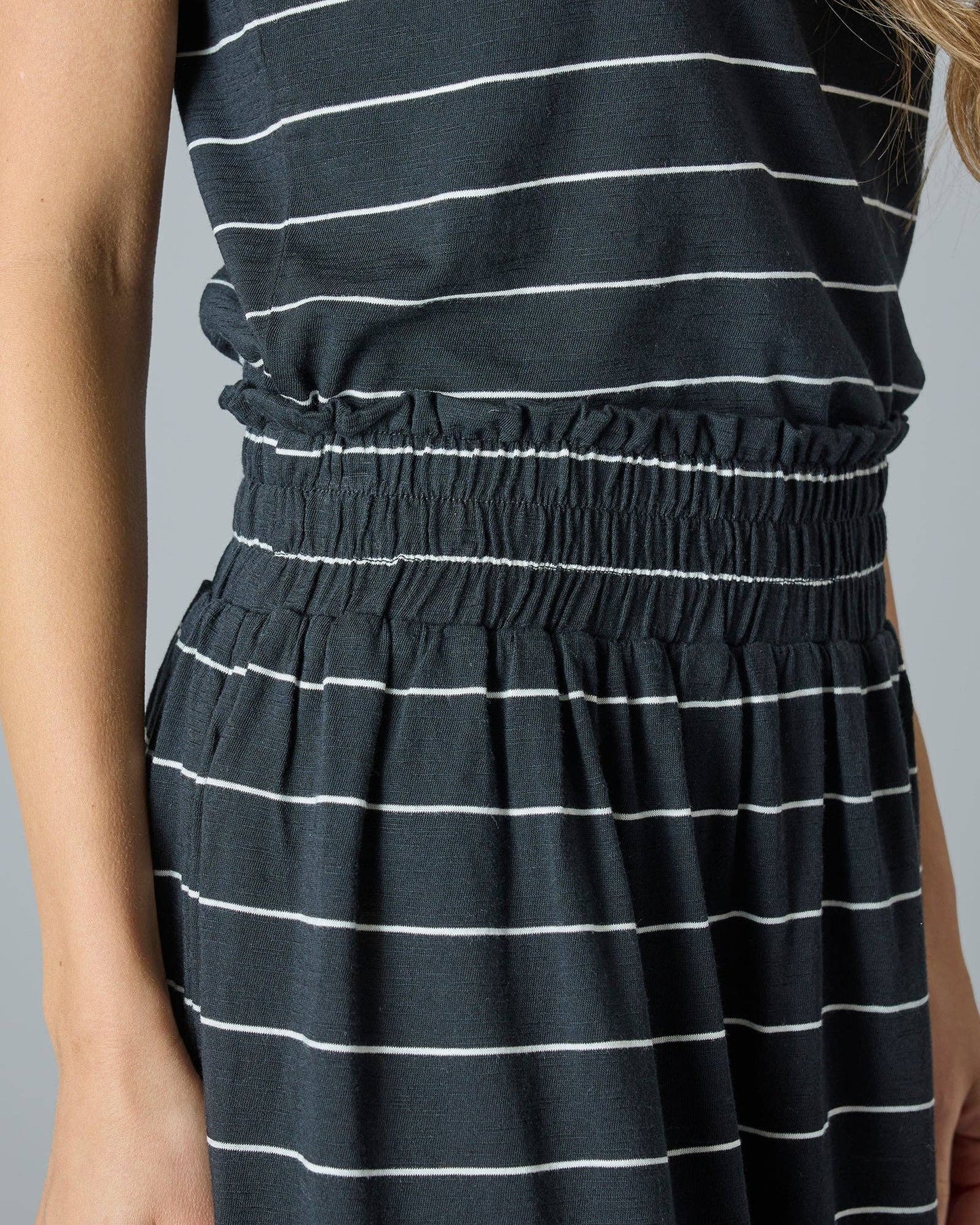 Tres Belle Skirt In Black with White Stripes Spring-Summer Downeast