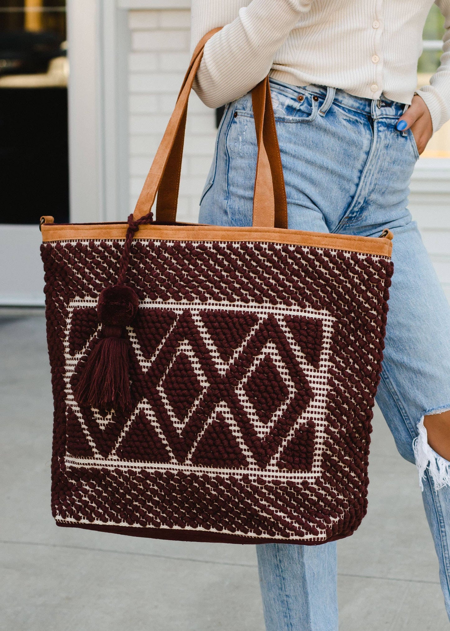 Woven Brown Diamond Pattern Toteo