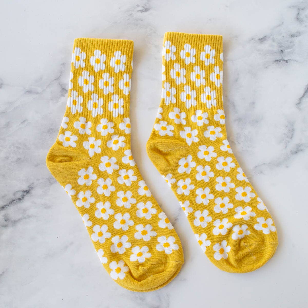Mustard Full of Daisy Casual Socks