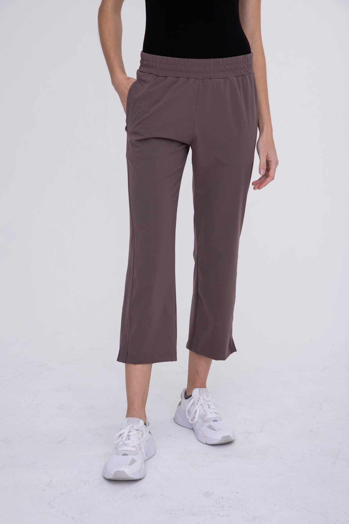 Graphene-Blend Capri Active Pants