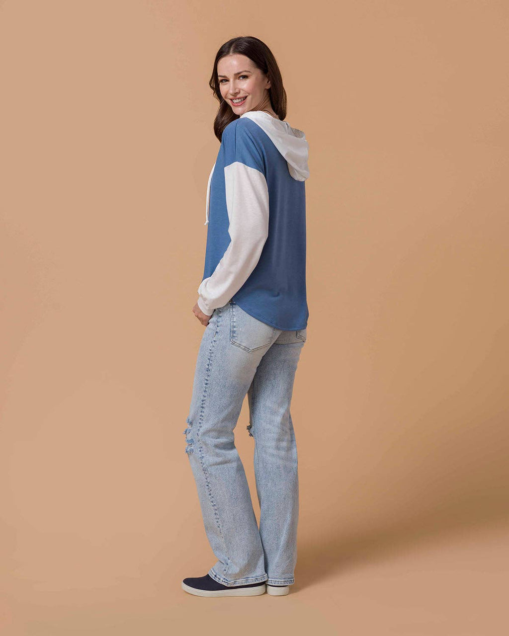 Pullover V-Neck Color Block Hoodie in Blue & White