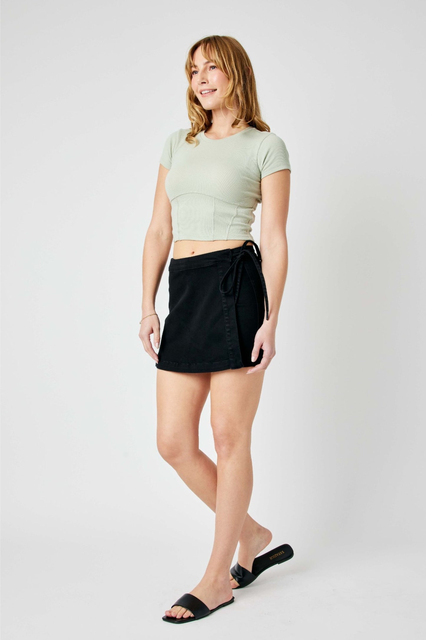 HIGH WAIST BLACK DENIM TIE SKORT Spring-Summer Judy Blue