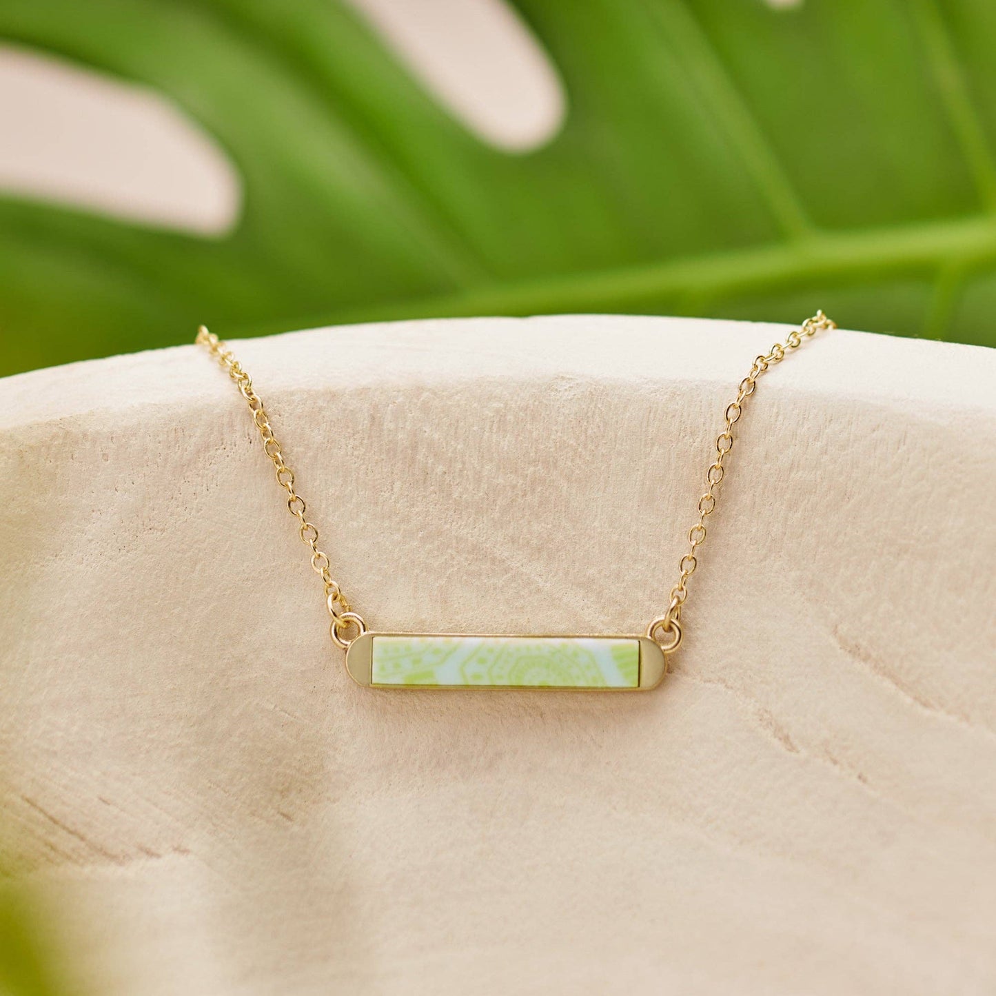 Seaside Green Reversible Mini Bar Necklace Spring-Summer JILZARAH