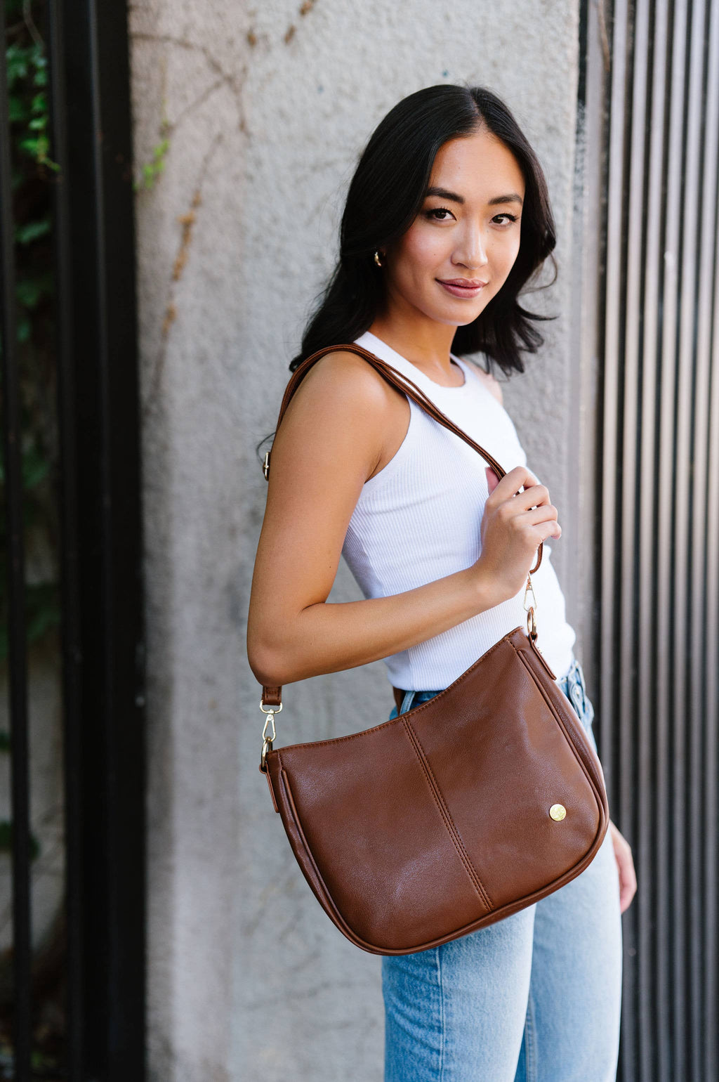 modern and chic - Marissa Crossbody Saddle Hand Bag Purse