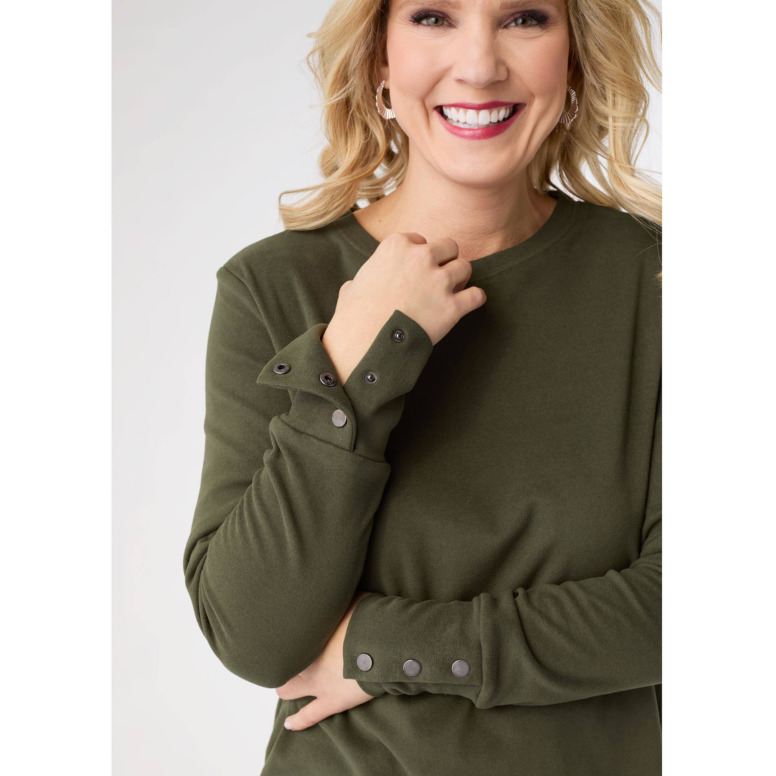 COCO + CARMEN - Alexis Super Soft Top with Snap Cuff