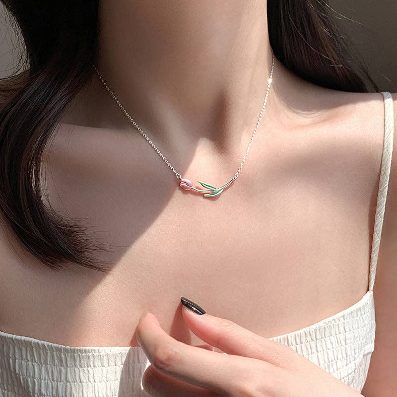 Horizontal Tulip Flower Necklace in 925 Sterling Silver Core Perimade & Co. LLC