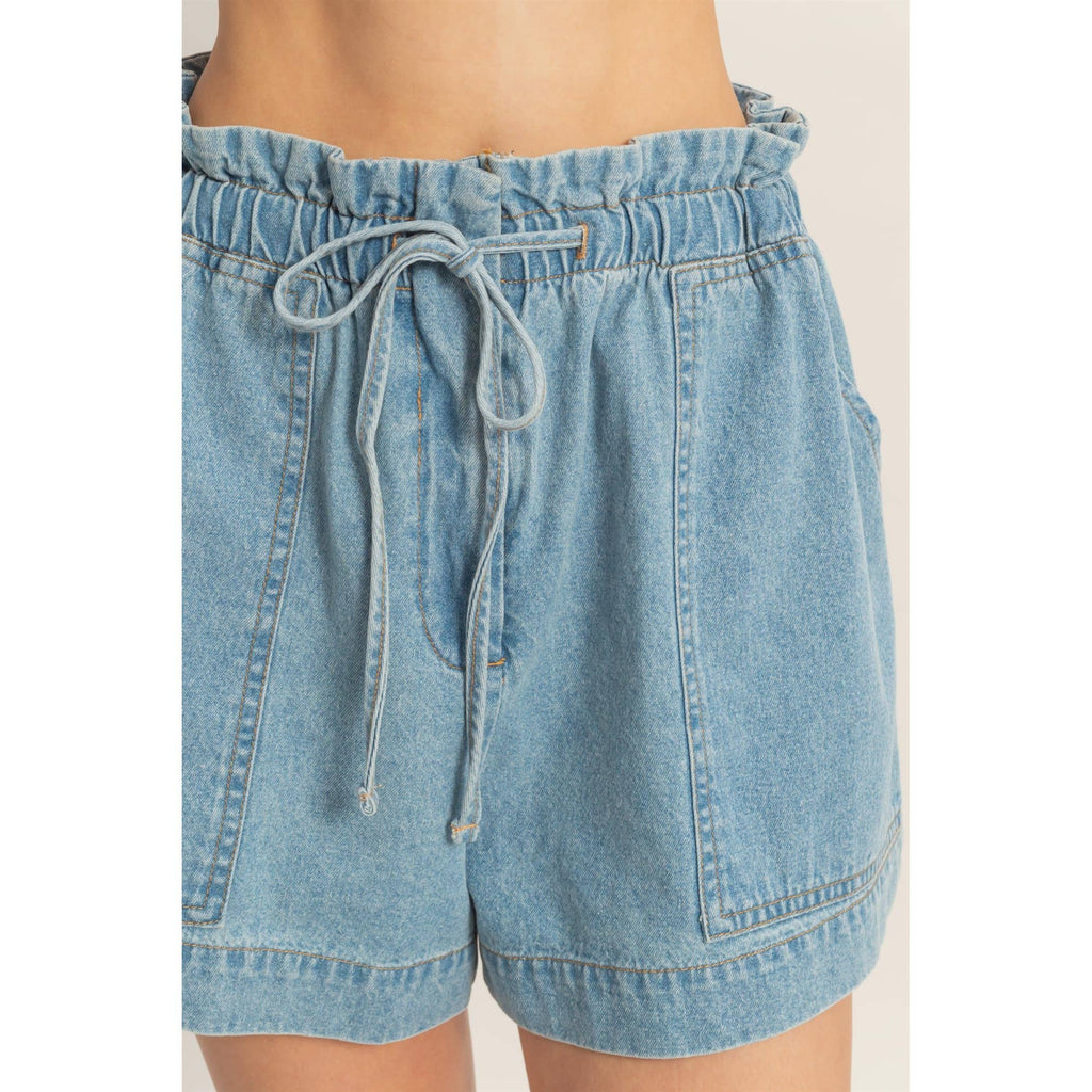 Elastic Waist Patch Pocket Denim Shorts