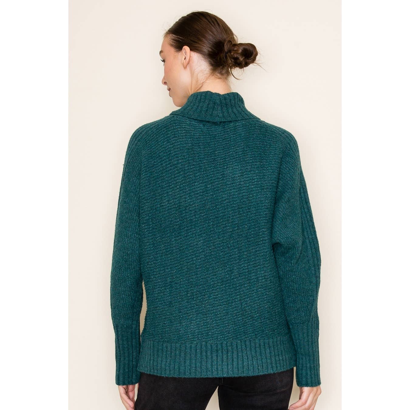 STACCATO - RIBBED TURTLE NECK LONG SLEEVE PULLOVER SWEATER  STACCATO