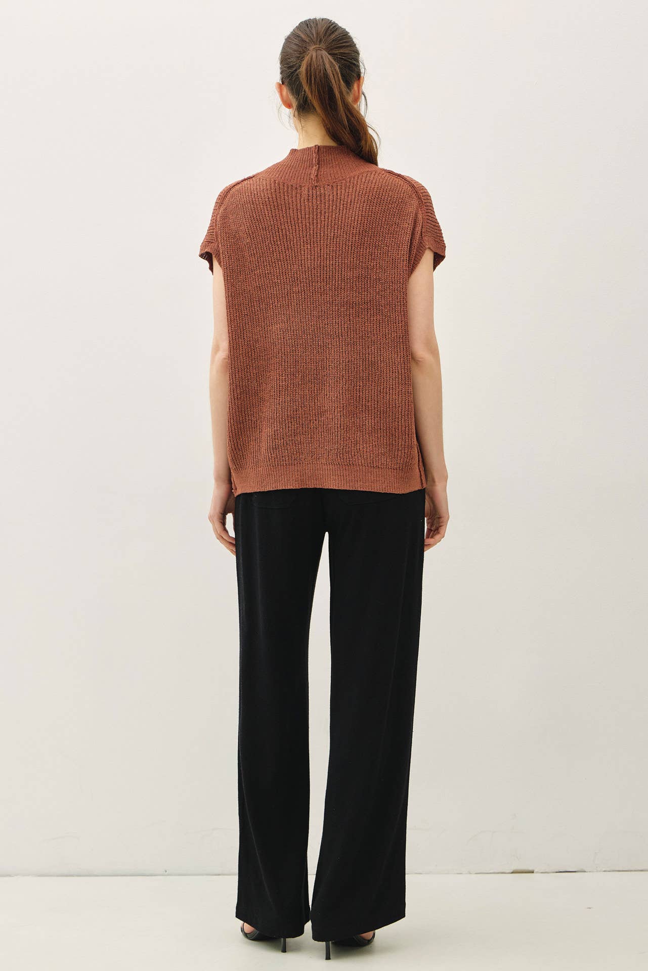 BREEZY SHORT SLEEVED OPEN CARDIGAN