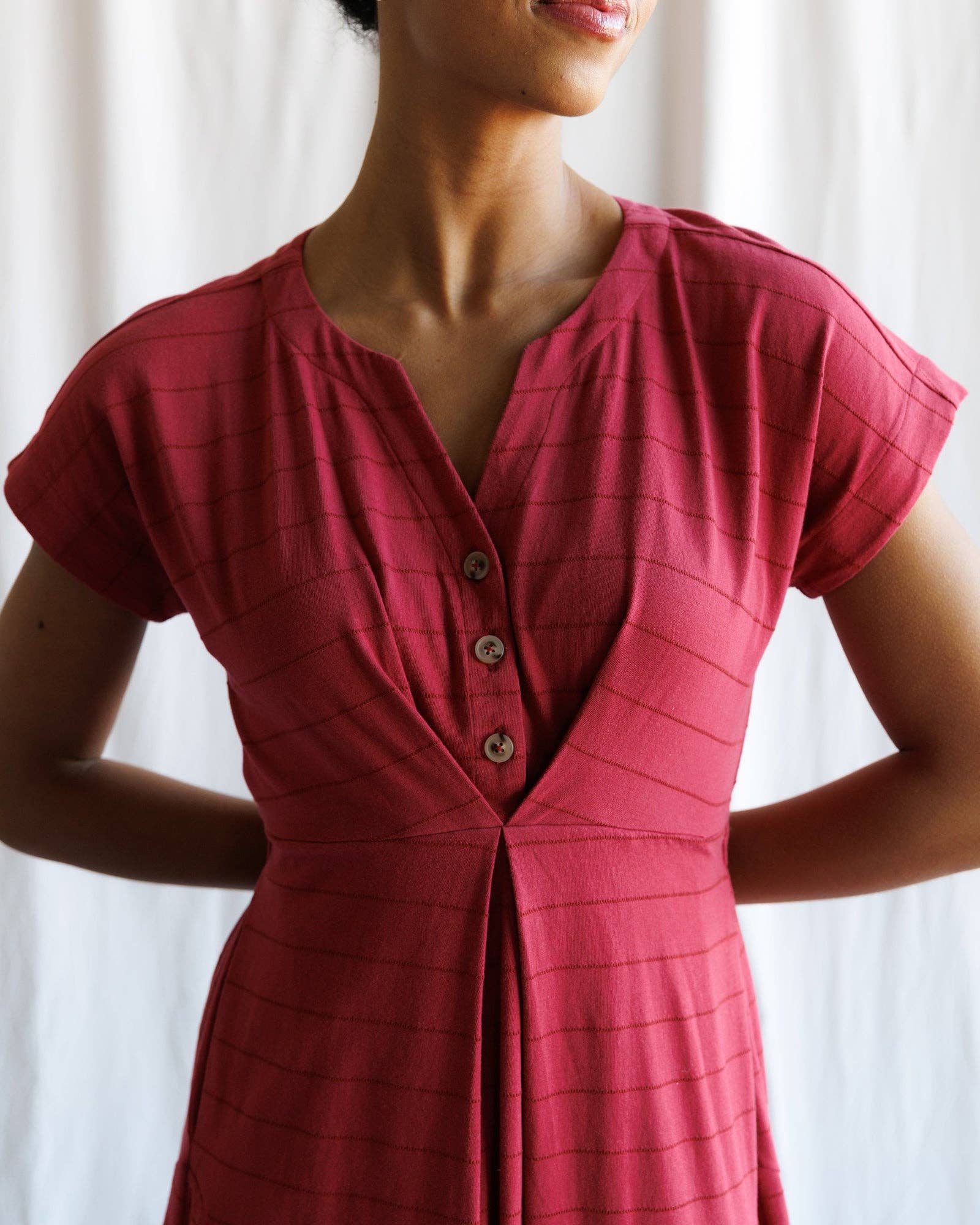 Downeast - Red Short Sleeve Inverted Pleat Midi Length Knit Dress