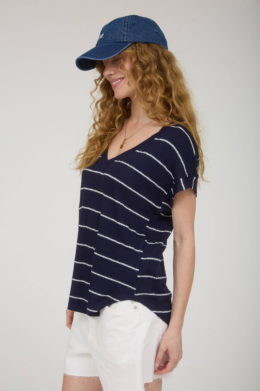 STRIPE V NECK CUFFED SHORT SLEEVE KNIT TOP