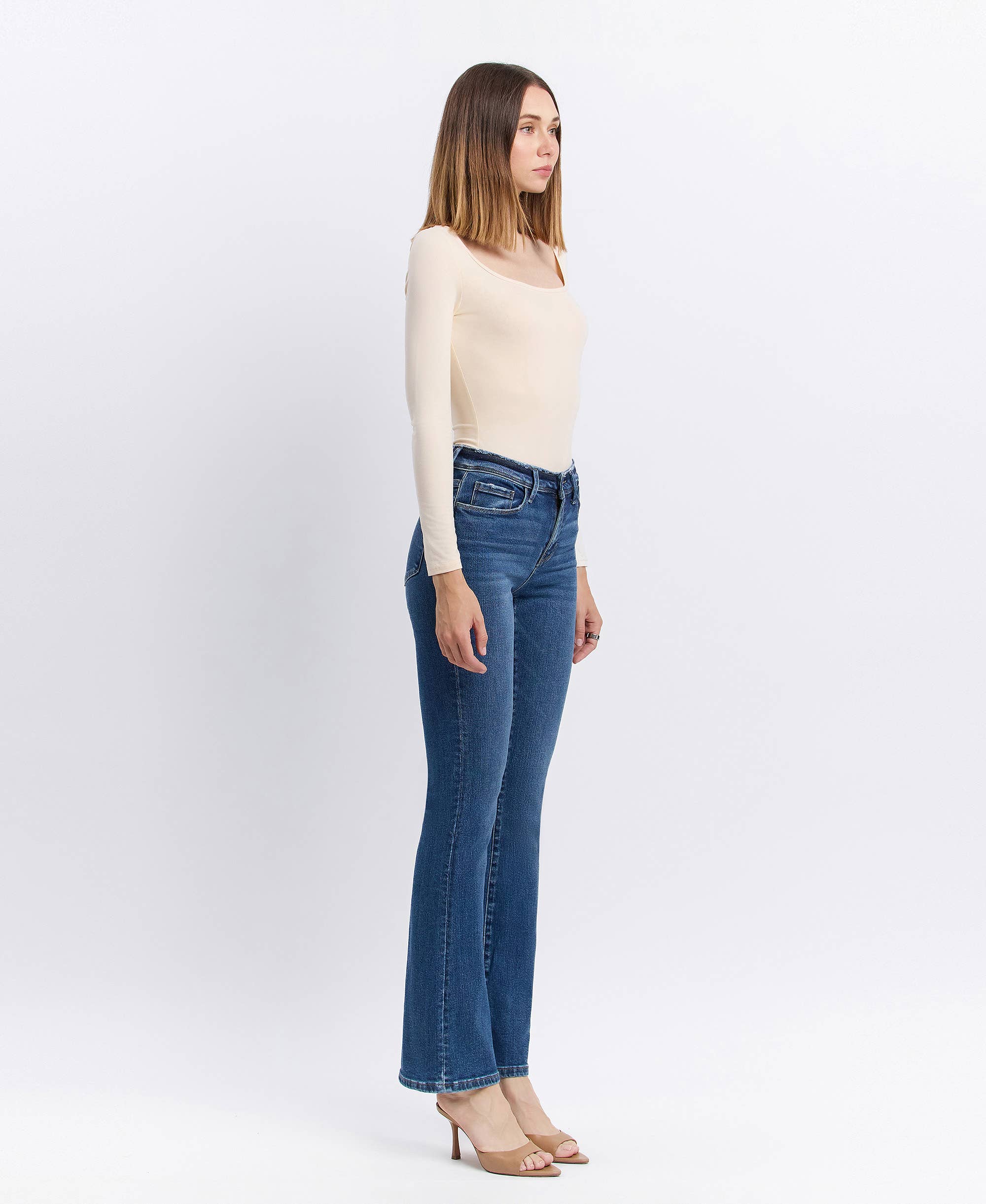 AMETHYST MID RISE SEAMLESS WAISTBAND BOOTCUT JEANS VERVET by FLYING MONKEY