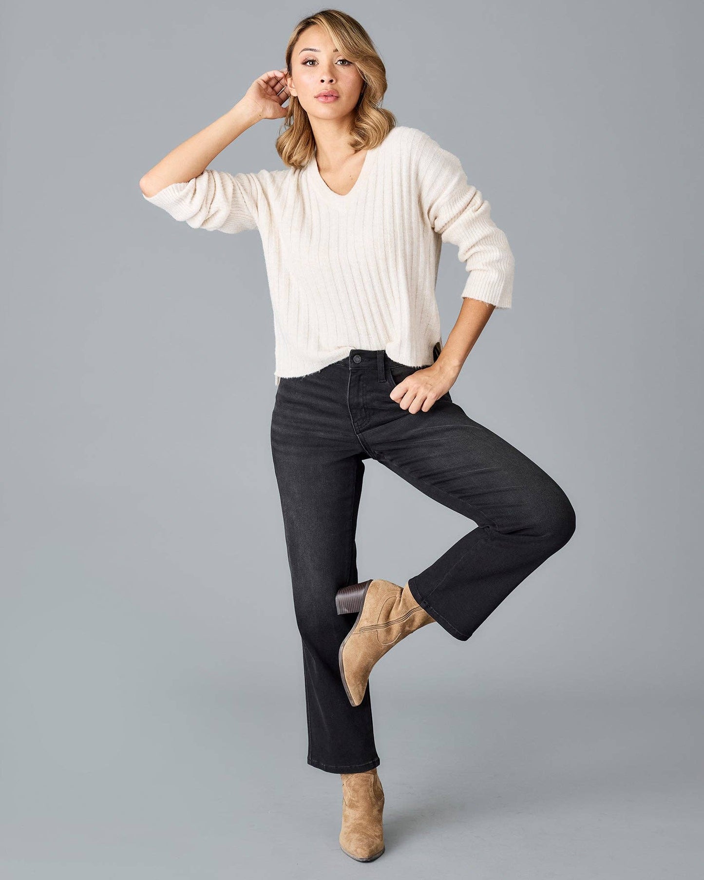 Best V-Neck Sweater in Oatmeal Melange Fall-Winter Downeast