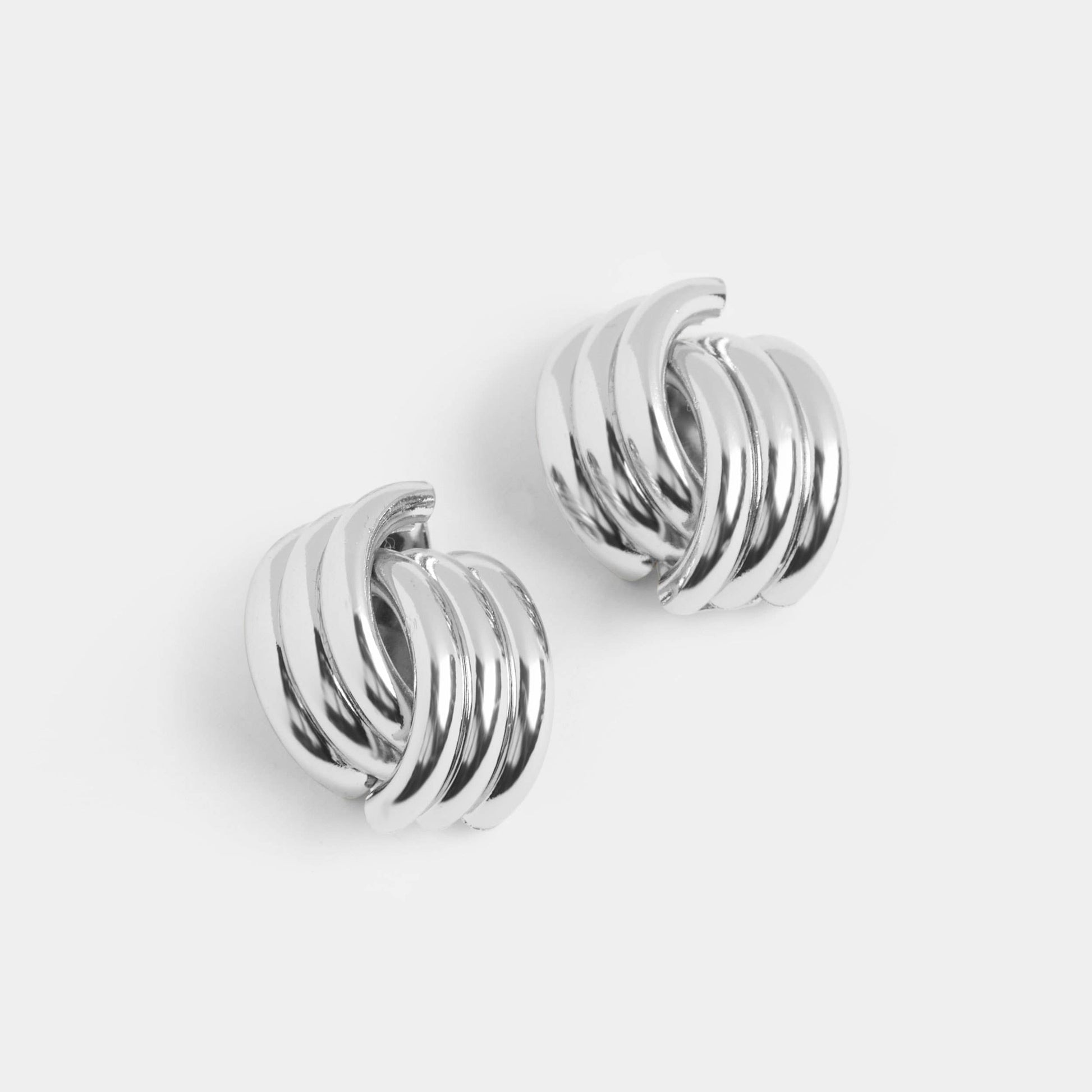 Claw Knot Stud Earring - Silver Whispers