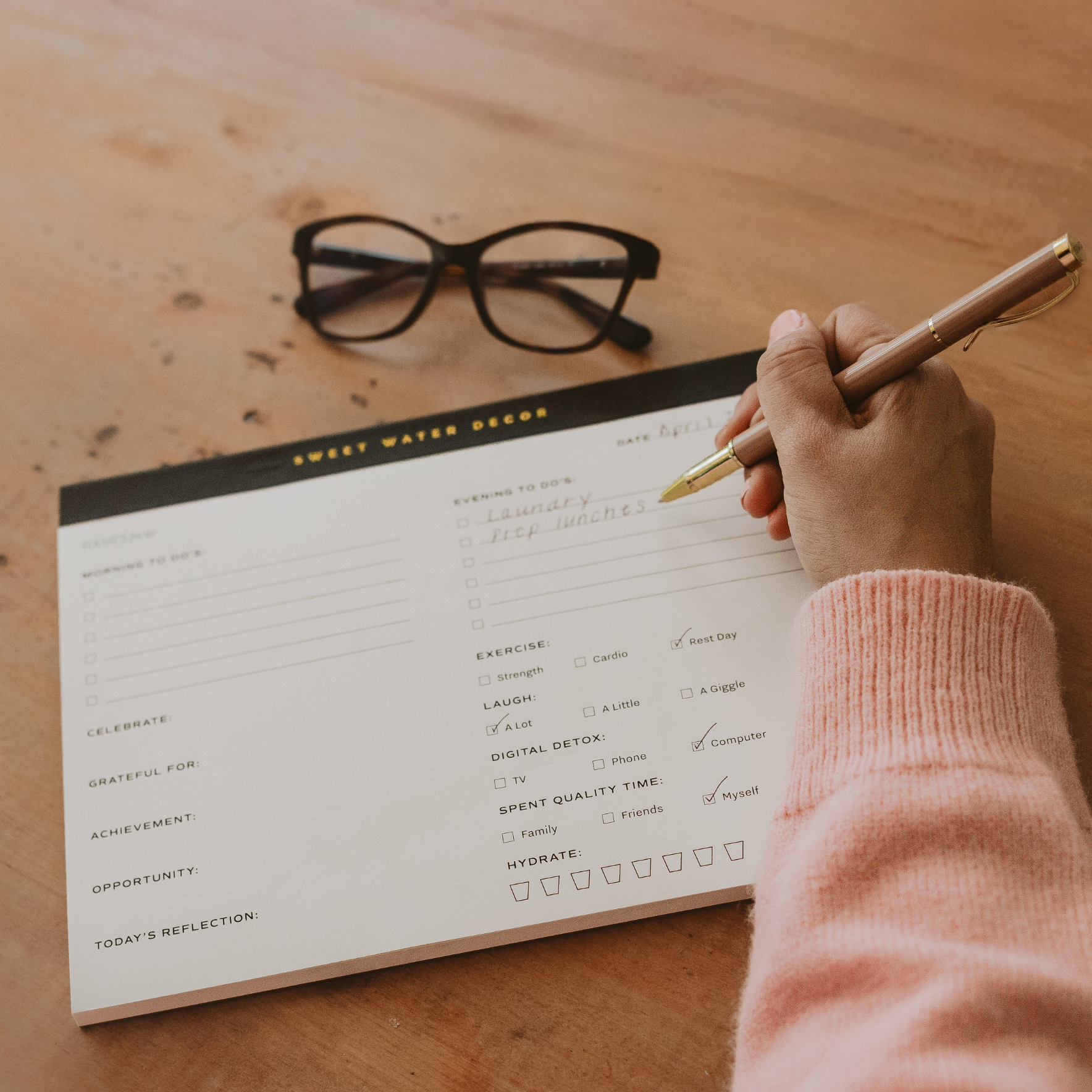 Daily Task List & Self Care Notepad – Motivational Stationery for Desk