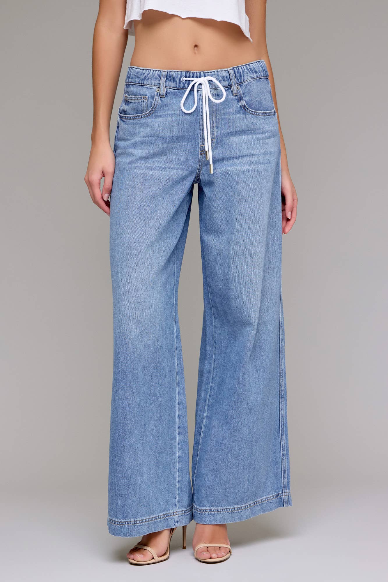 Light Wash Super Soft Elastic Waistband 32" Inseam Wide leg