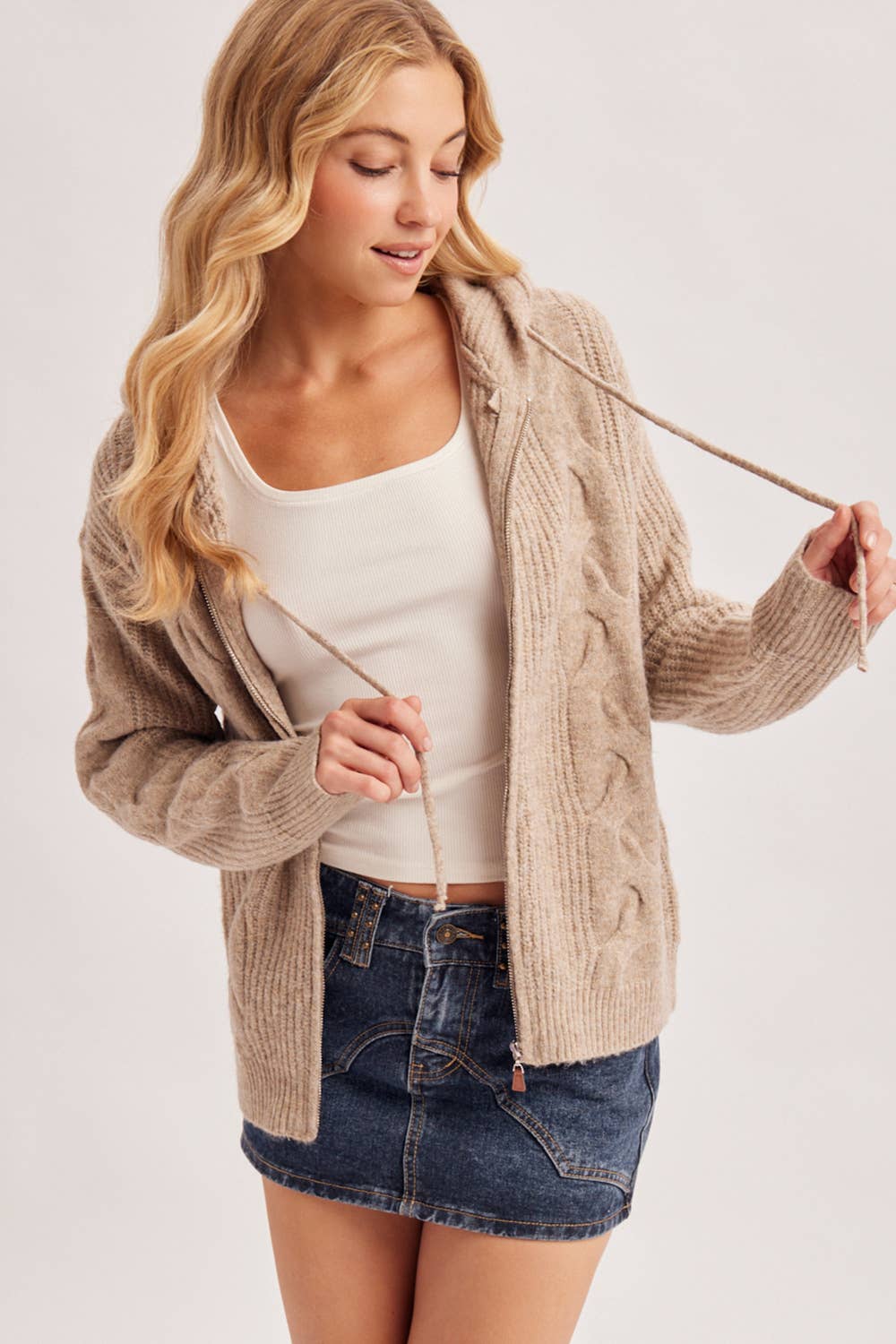 CABLE KNIT SWEATER CARDIGAN WITH HOOD