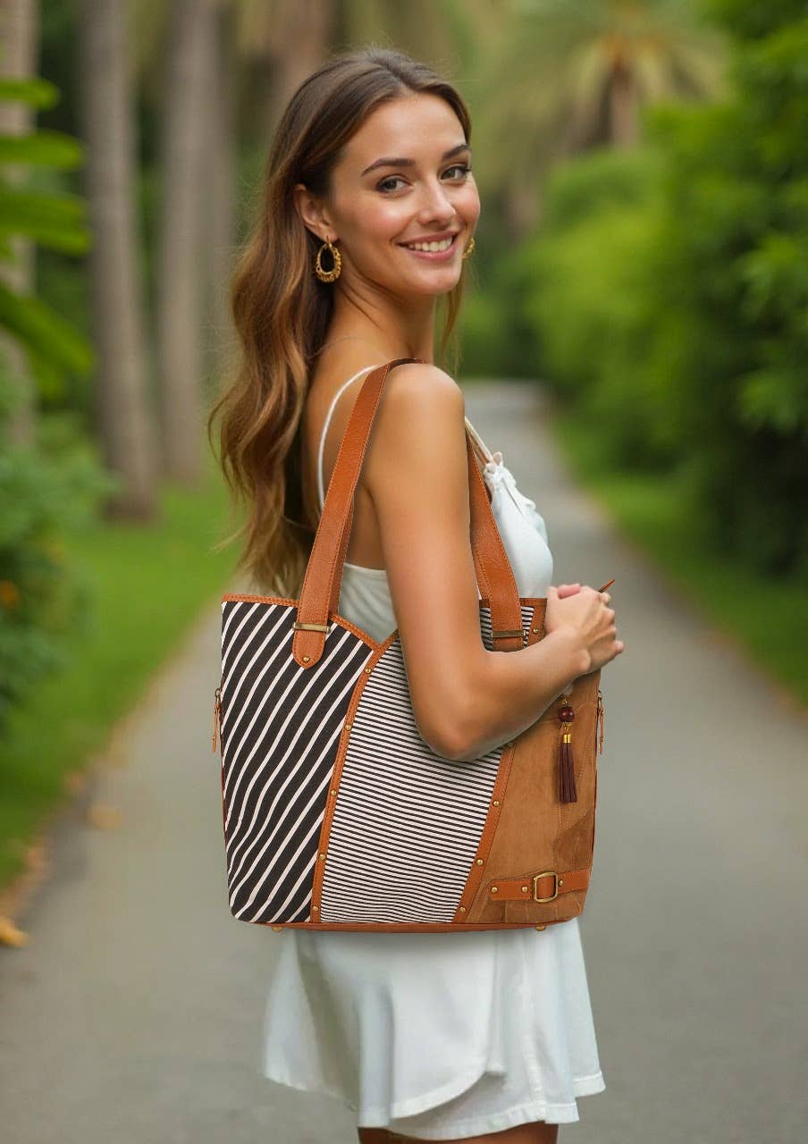 Vaan & Co. - Estate Hobo Handbag - CCW