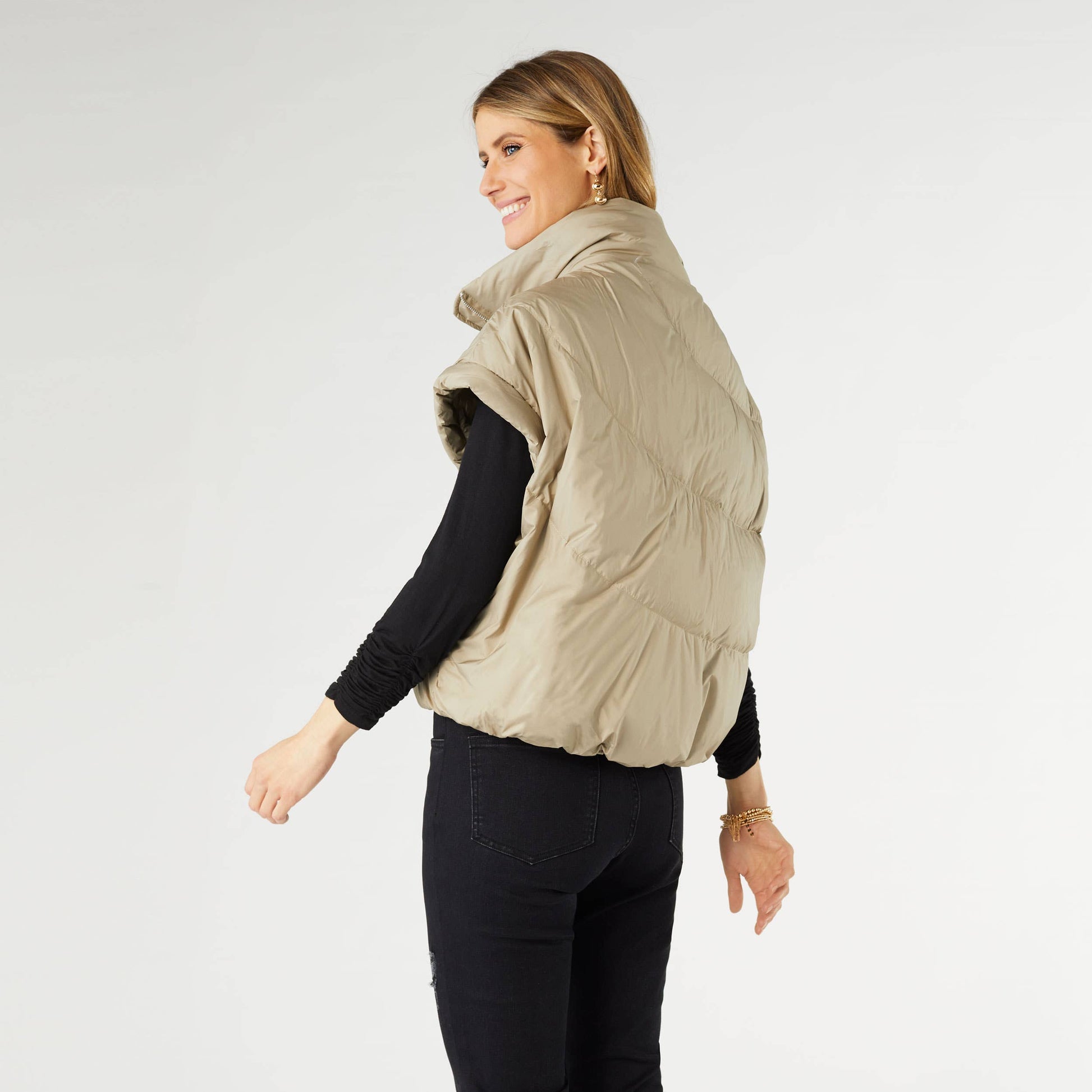 Brooke Cropped Puffer Vest Fall-Winter COCO + CARMEN