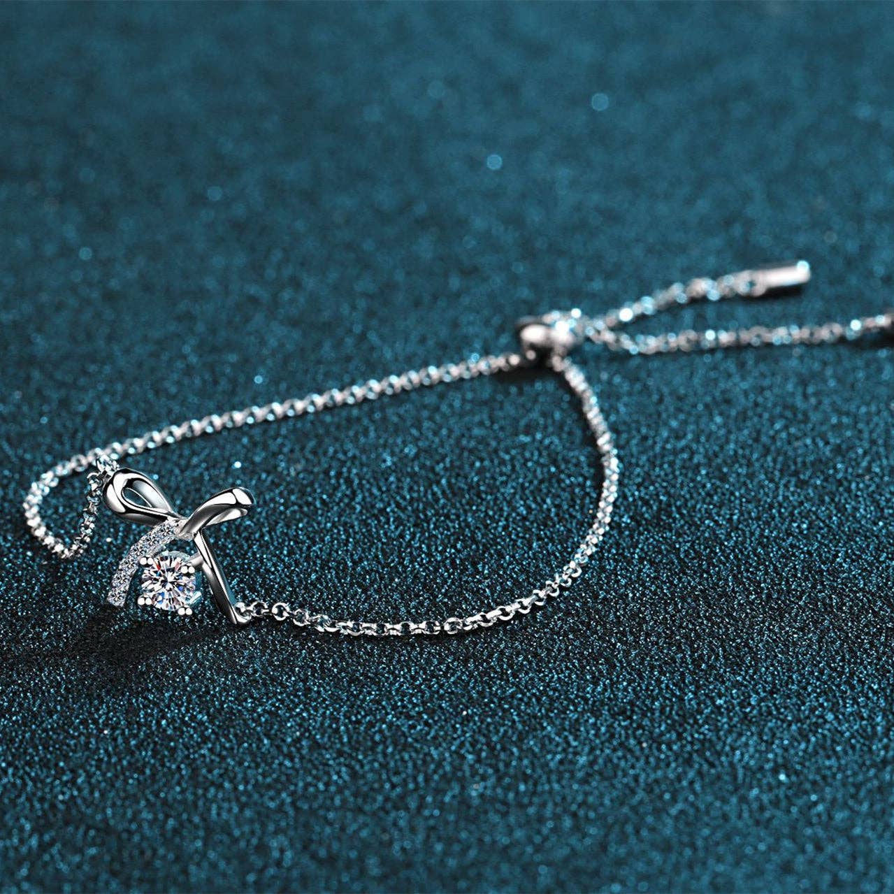 Four-Prong Bow Moissanite Bracelet in 925 Sterling Silver Core Perimade & Co. LLC