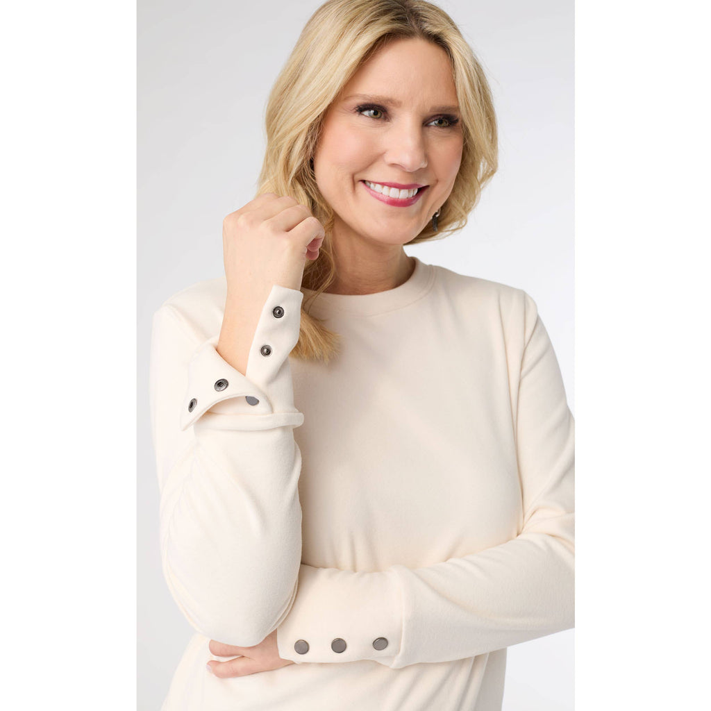 COCO + CARMEN - Alexis Super Soft Top with Snap Cuff