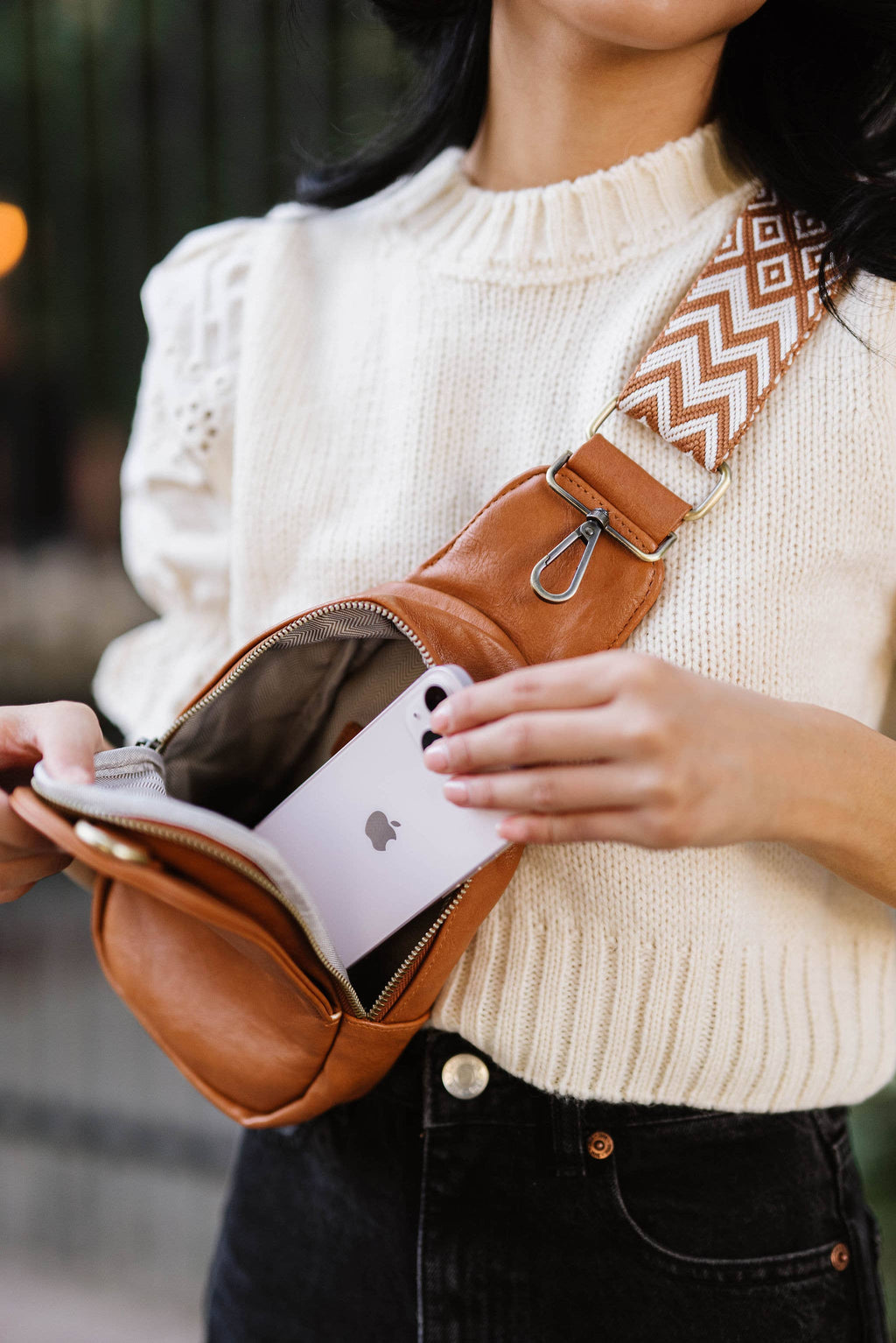modern and chic - Sutton Sling Crossbody Fanny Bag