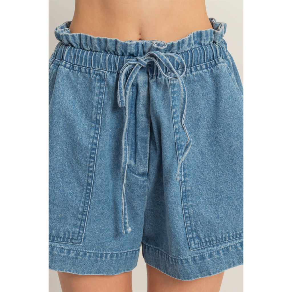 Elastic Waist Patch Pocket Denim Shorts