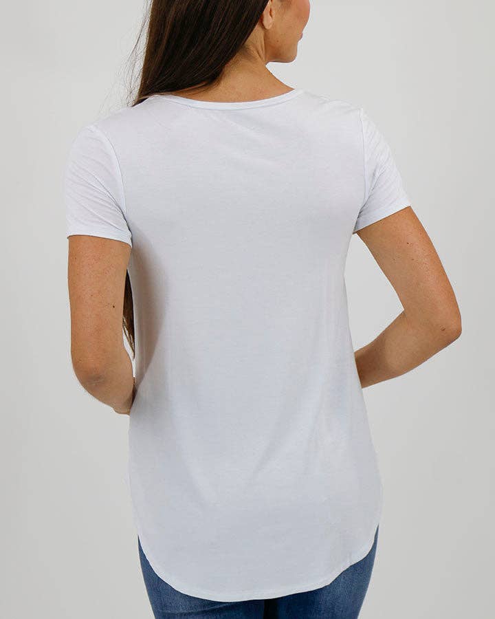 Perfect V-Neck Tee in White Fall-Winter Grace and Lace