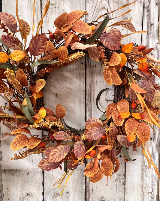 Wholesale Home Decor - Aspen Acorn Wreath Wholesale Home Decor