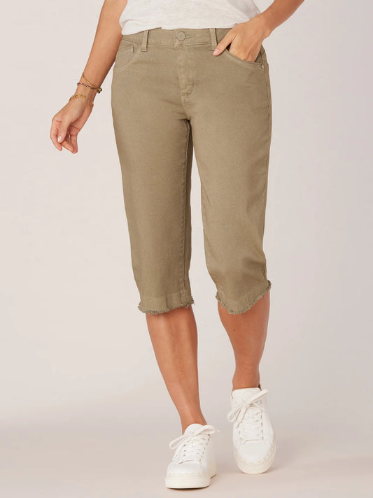 "Ab"solution Mid-Rise Fray Hem Skimmer Pant In Laurel Oak Spring-Summer JOOR - Democracy