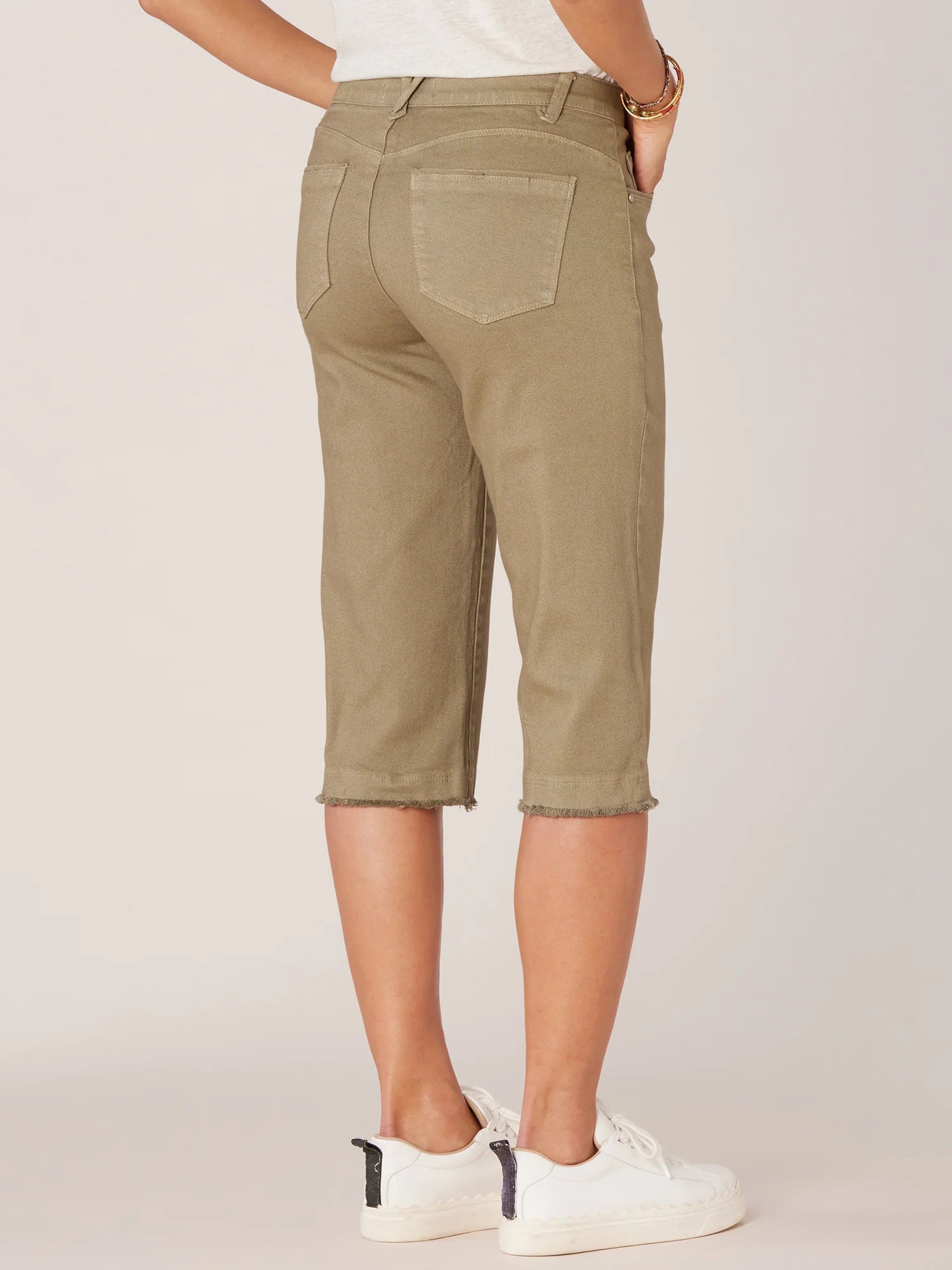 Womens Fray Hem Skimmer Pant-Ab Soultion pants from Democracy Clothing Spring-Summer JOOR - Democracy