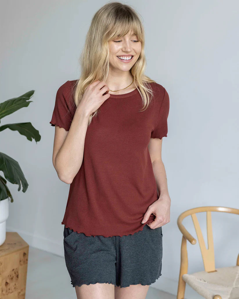 Essential Ribbed Relaxed Fit Tee in Rust Fall-Winter Grace and Lace