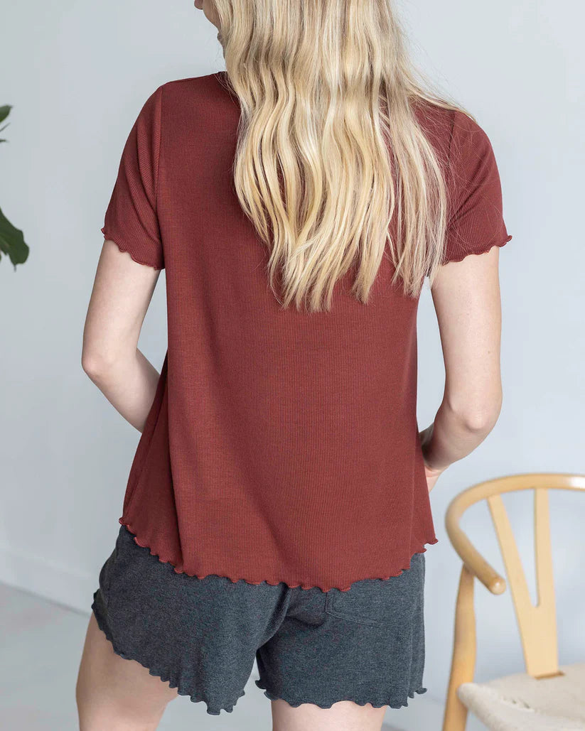 Essential Ribbed Relaxed Fit Tee in Rust Fall-Winter Grace and Lace