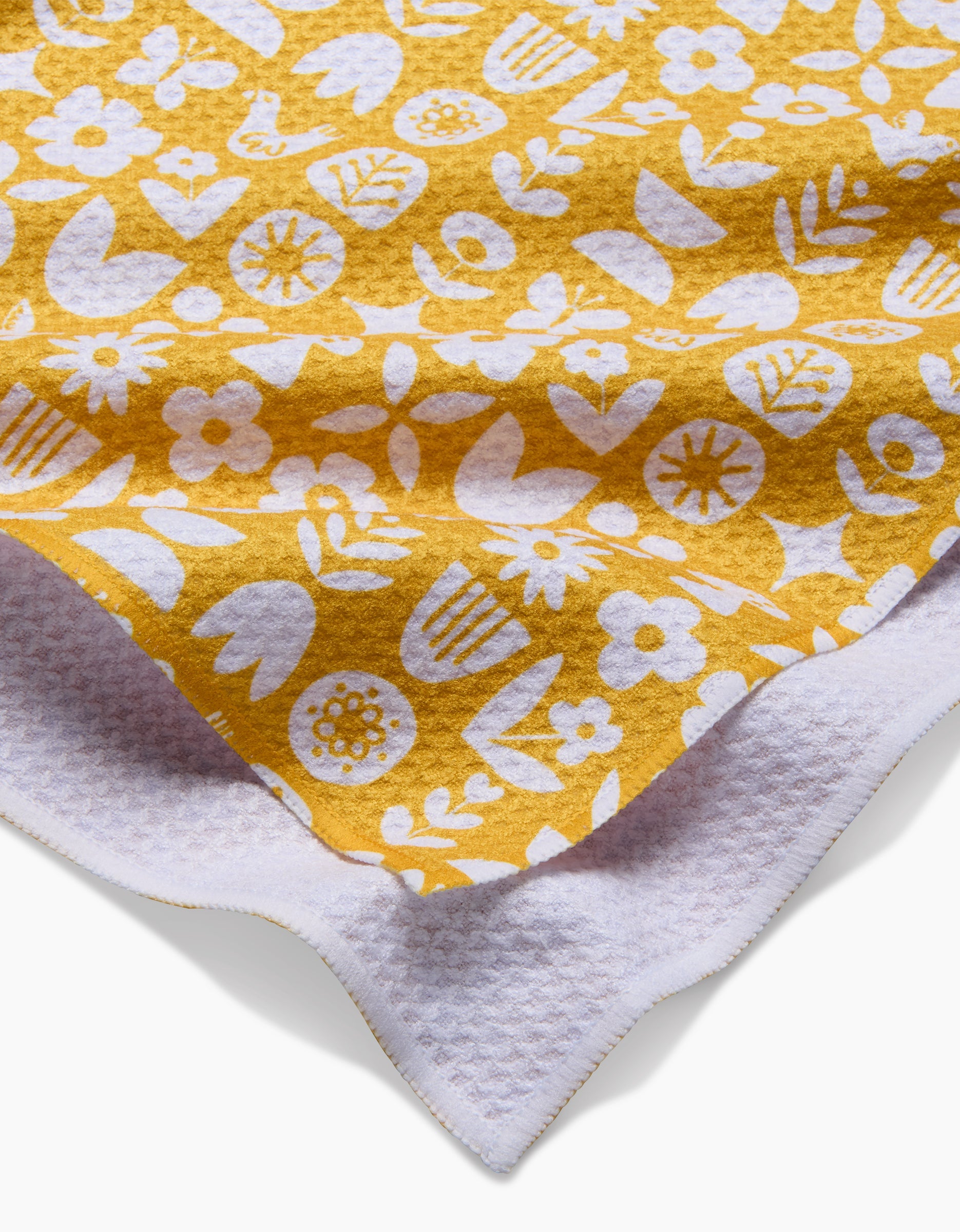 Scandi Spring Tea Towel | Modern Kitsch with Nordic Charm GEOMETRY