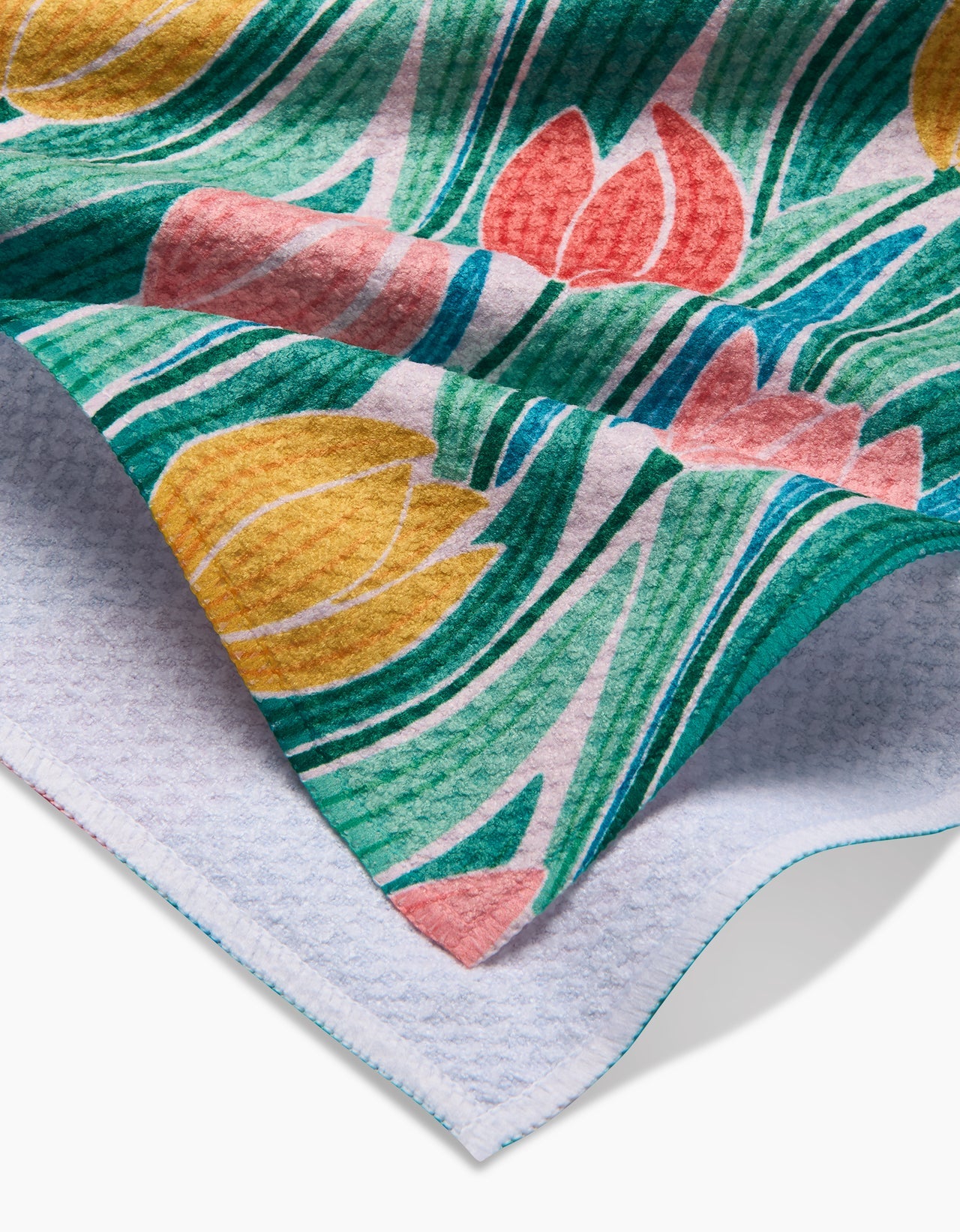 Tranquil Tulips Kitchen Towel | Soft, Elegant & Spring-Inspired GEOMETRY
