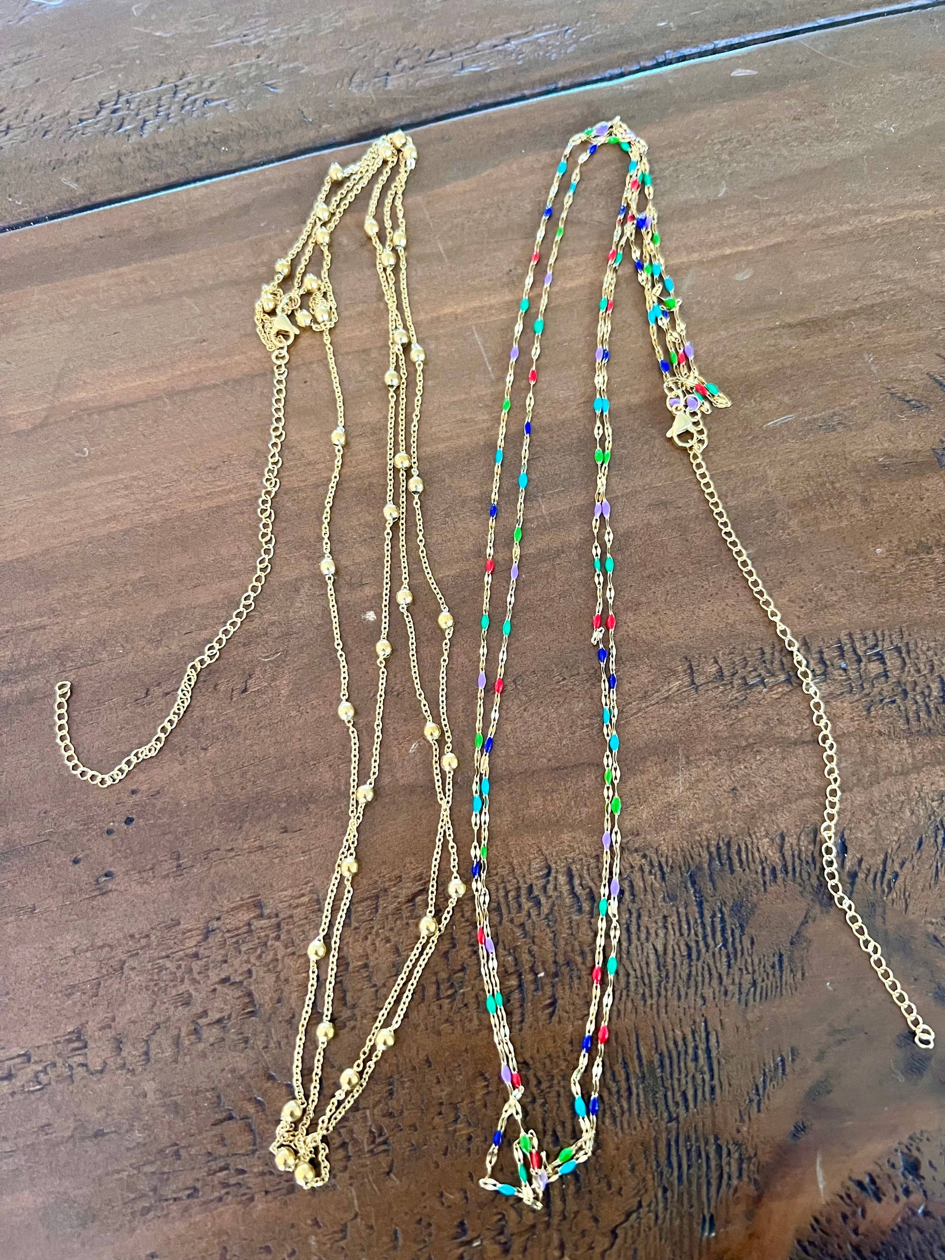 Waterproof body chain: Gold beads Core bubs & sass