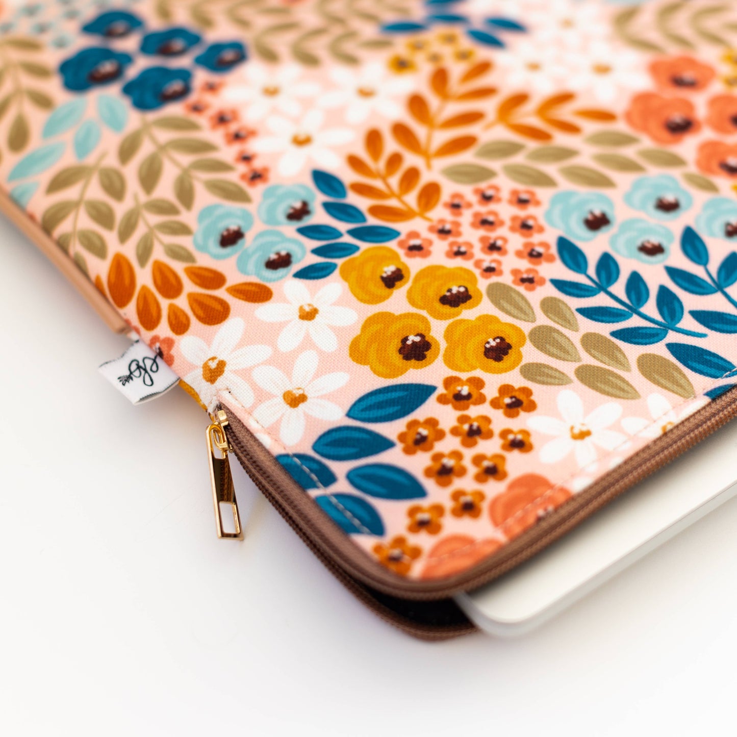 Honeysuckle Floral Laptop Sleeve: 15" Spring-Summer Elyse Breanne Design