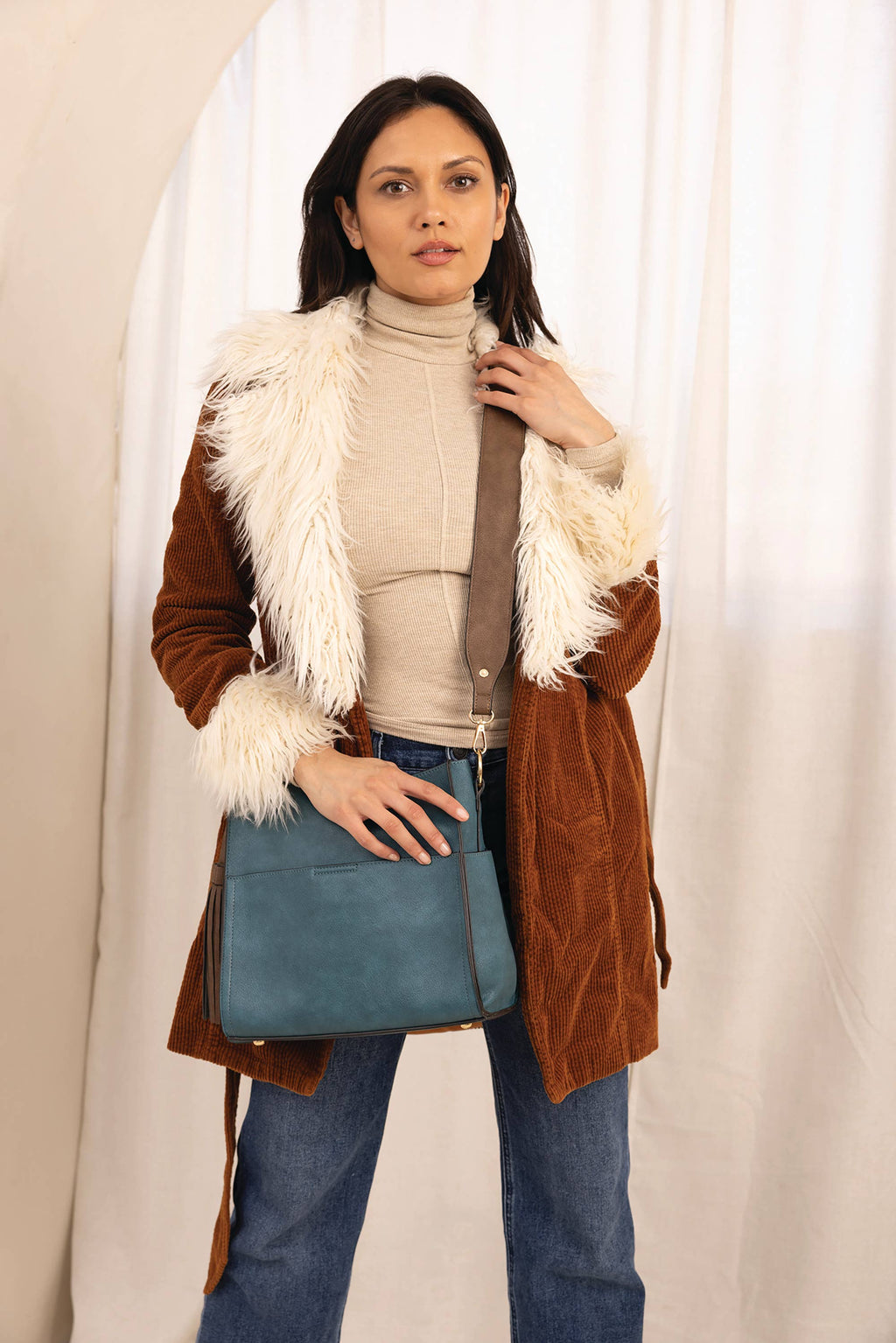 Lyla 2-in-1 Bucket Bag w/ Guitar Strap