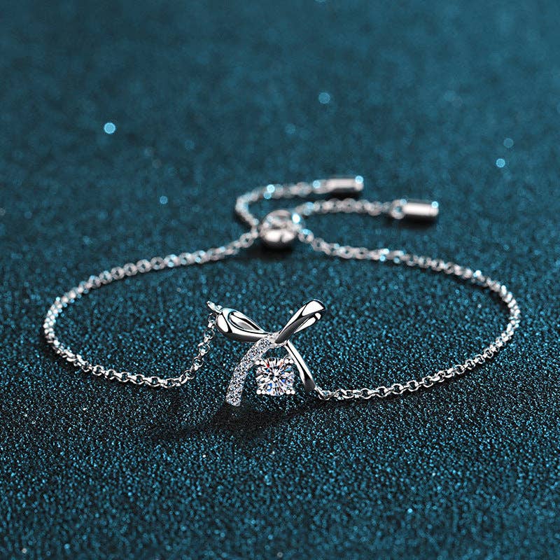 Four-Prong Bow Moissanite Bracelet in 925 Sterling Silver Core Perimade & Co. LLC