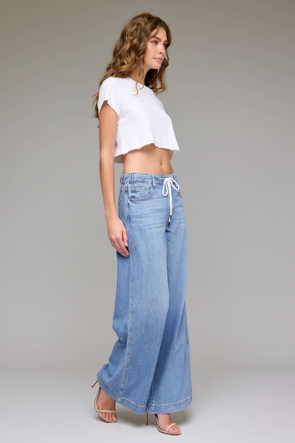 Light Wash Super Soft Elastic Waistband 32" Inseam Wide leg