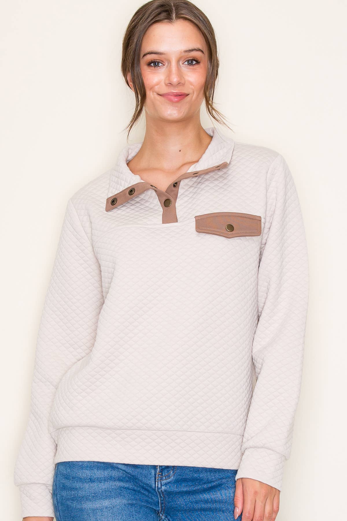 Polo Collar Half-Buttoned Long Sleeve Quilted Jersey Top in Oatmeal Fall-Winter STACCATO