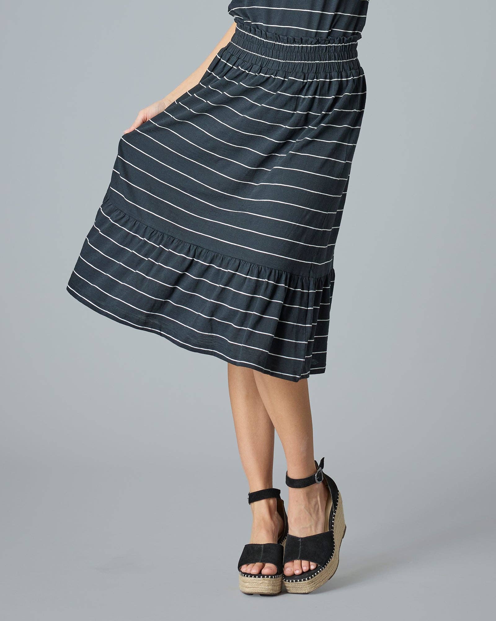 Tres Belle Skirt In Black with White Stripes Spring-Summer Downeast