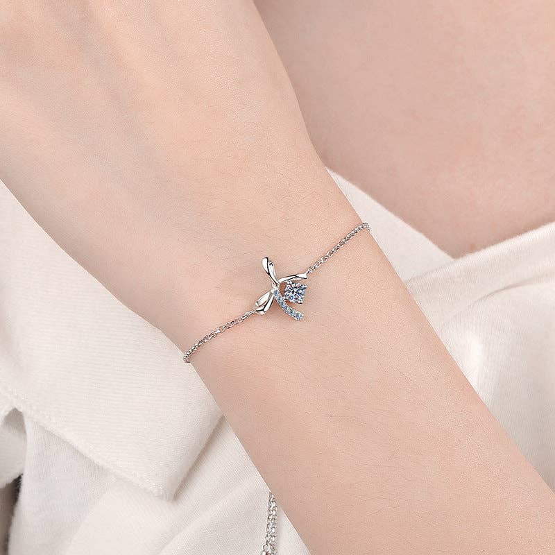 Four-Prong Bow Moissanite Bracelet in 925 Sterling Silver Core Perimade & Co. LLC