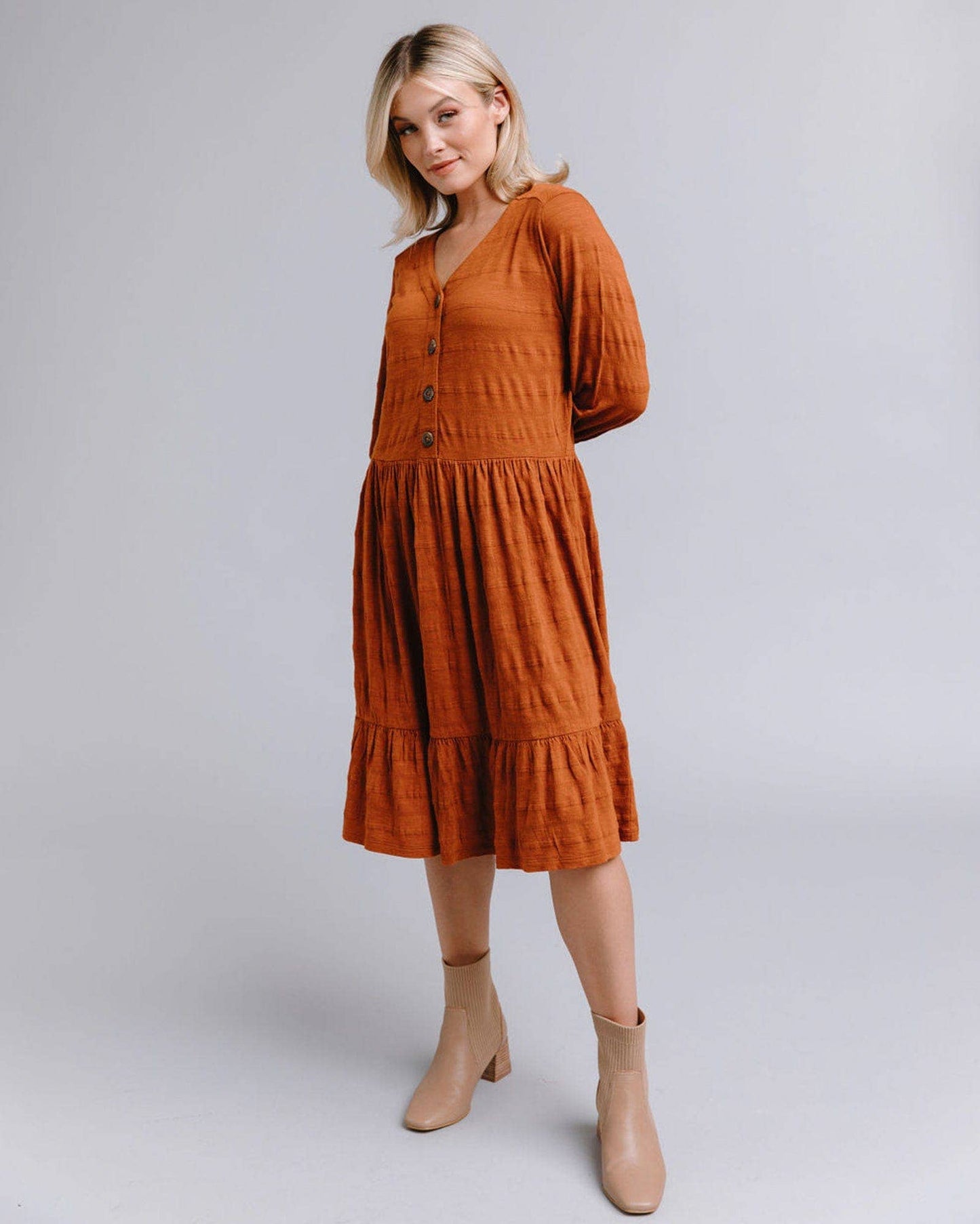 Rey V-Neck Dress Fall-Winter Downeast